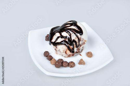 Icecream With Nuts