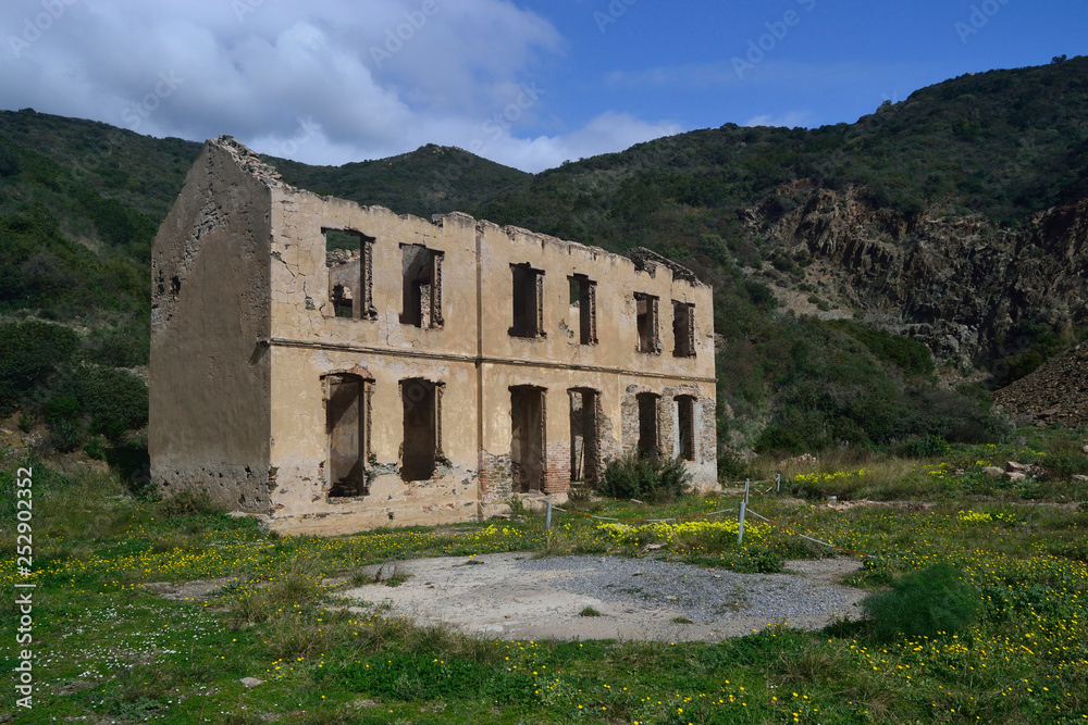 Edificio di Pozzo Baccarini