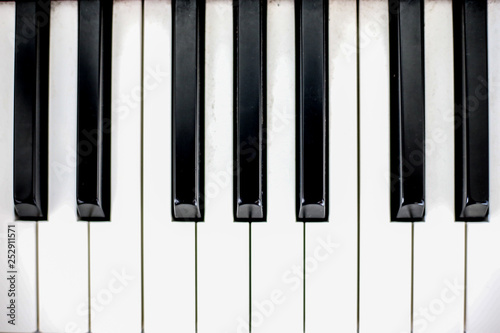 The keys of the piano