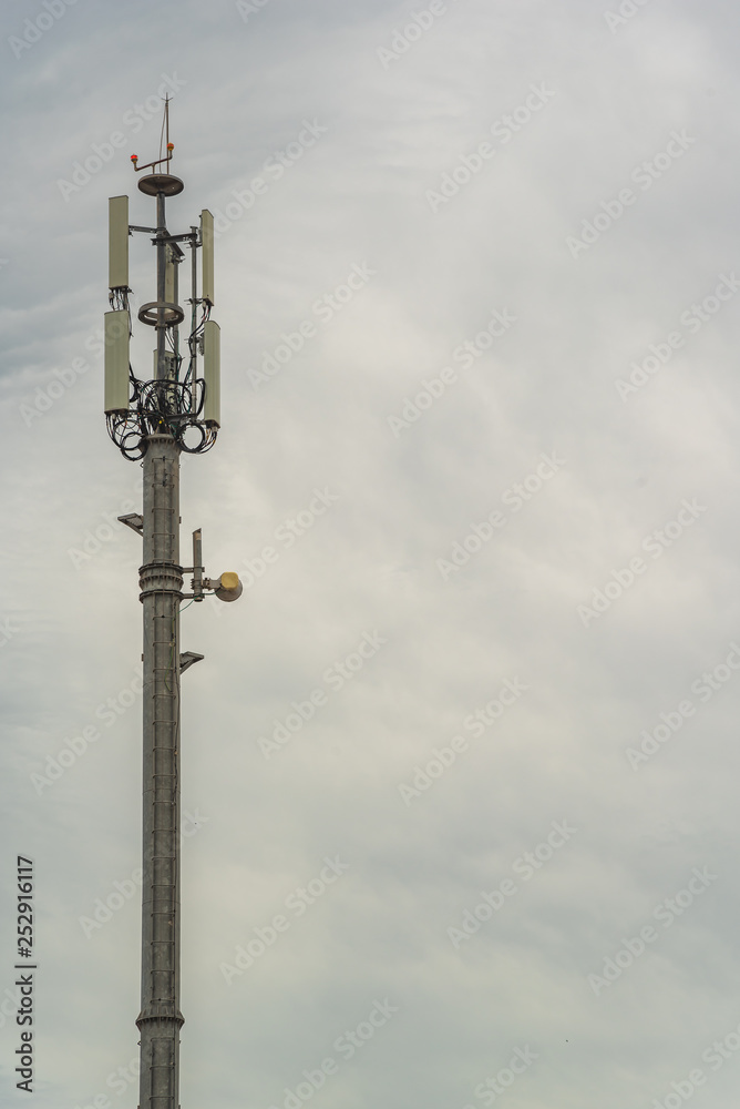 Network antenna on a gray cloudy day