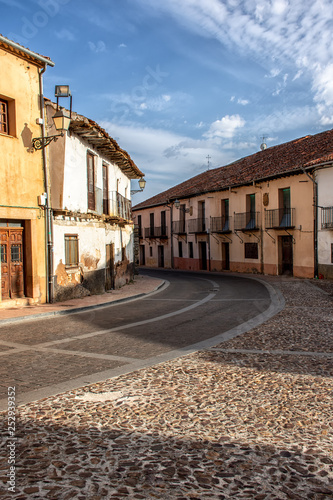 calles empedradas de Riaza, Segovia © josemad