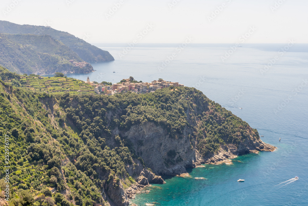 Italy, Cinque Terre, Corniglia, Corniglia, SCENIC VIEW OF SEA AGAINST SKY