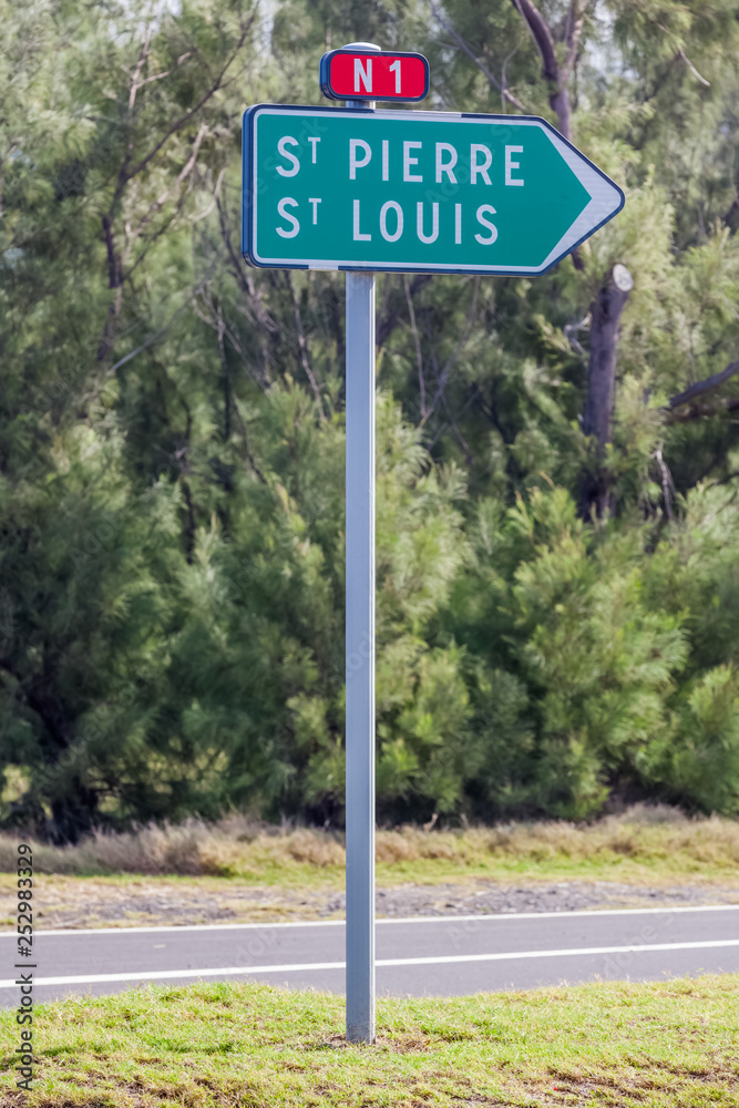 Panneau de signalisation Panneau de signalisation