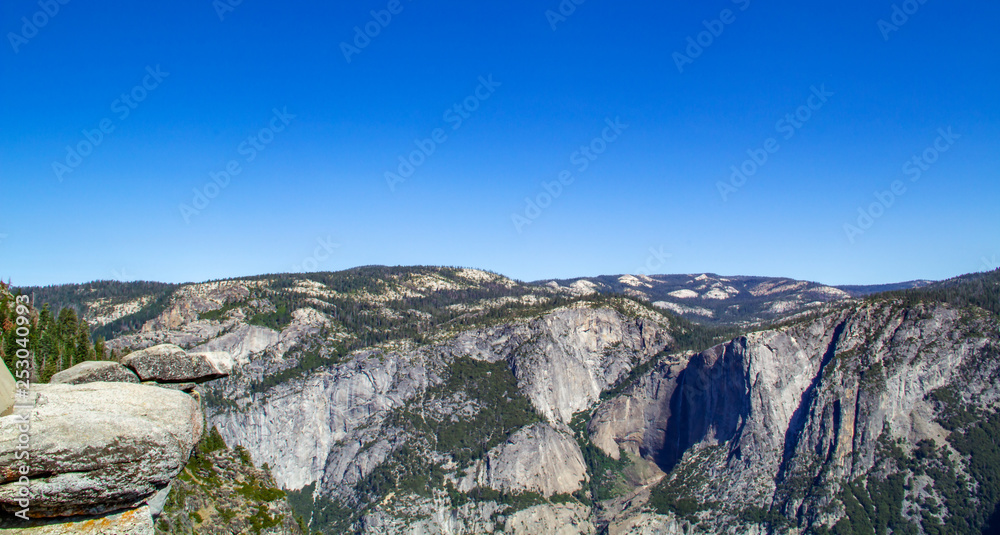 View of the Yosemite Valley into the valley. Yosemite National Park, California View of the Yosemite Valley into the valley. Yosemite National Park, California
