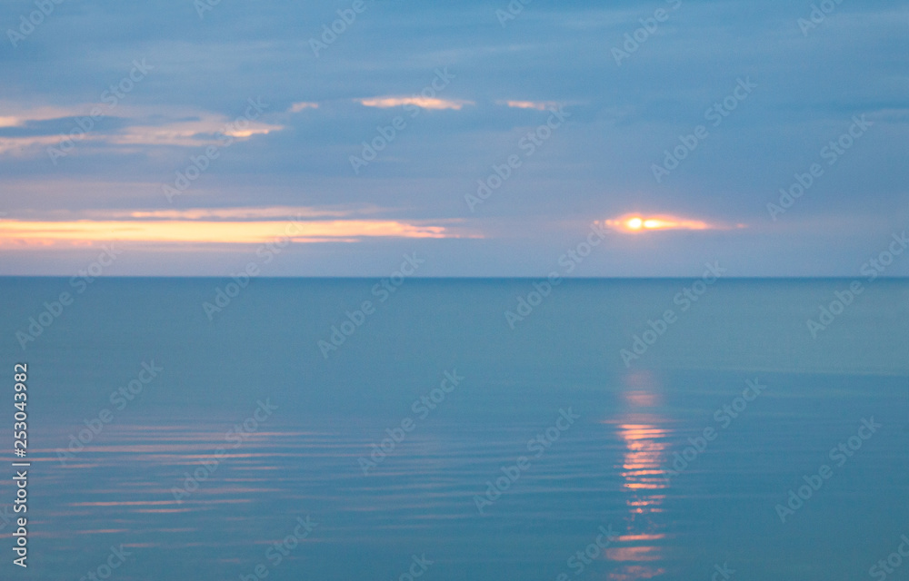 Fototapeta premium Calm sea in a cloudy morning