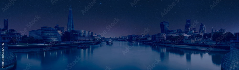 London Skyline at night, earth hour event