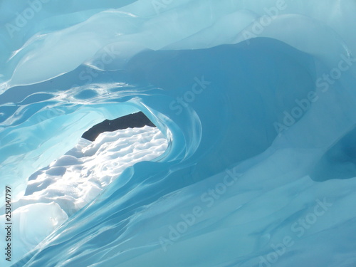 Cuadro en lienzo Ice cave: Fox Glacier