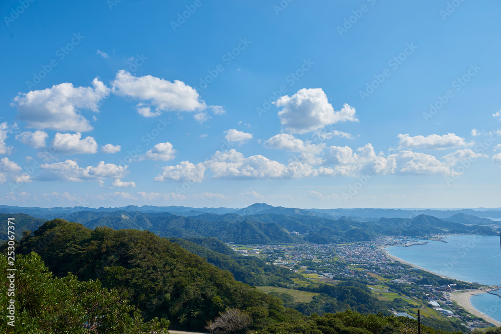 ノコギリ山からの風景