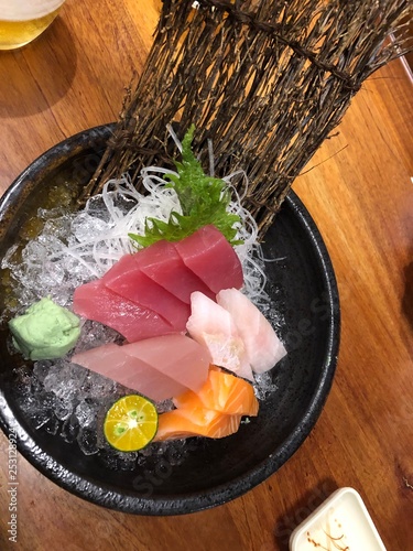 Sashimi plate 1