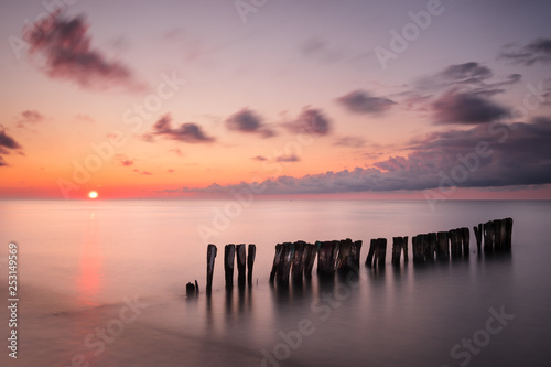 Sonnenaufgang an der Ostsee bei Grömitz photo