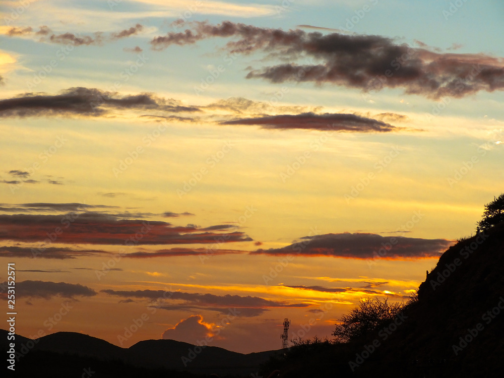 Fototapeta premium Amaneceres y atardeceres
