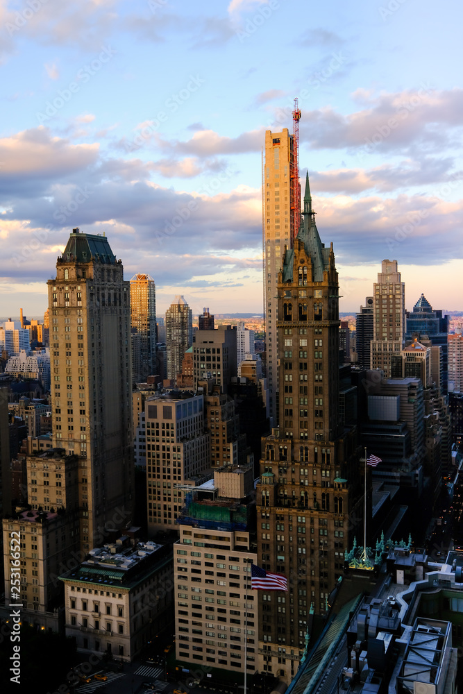 Fototapeta premium Downtown skyscraper New York City during a sunrise