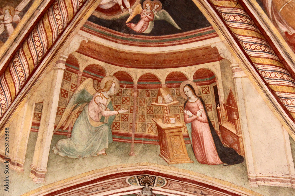 Annunciazione; affresco nell'abbazia di Viboldone