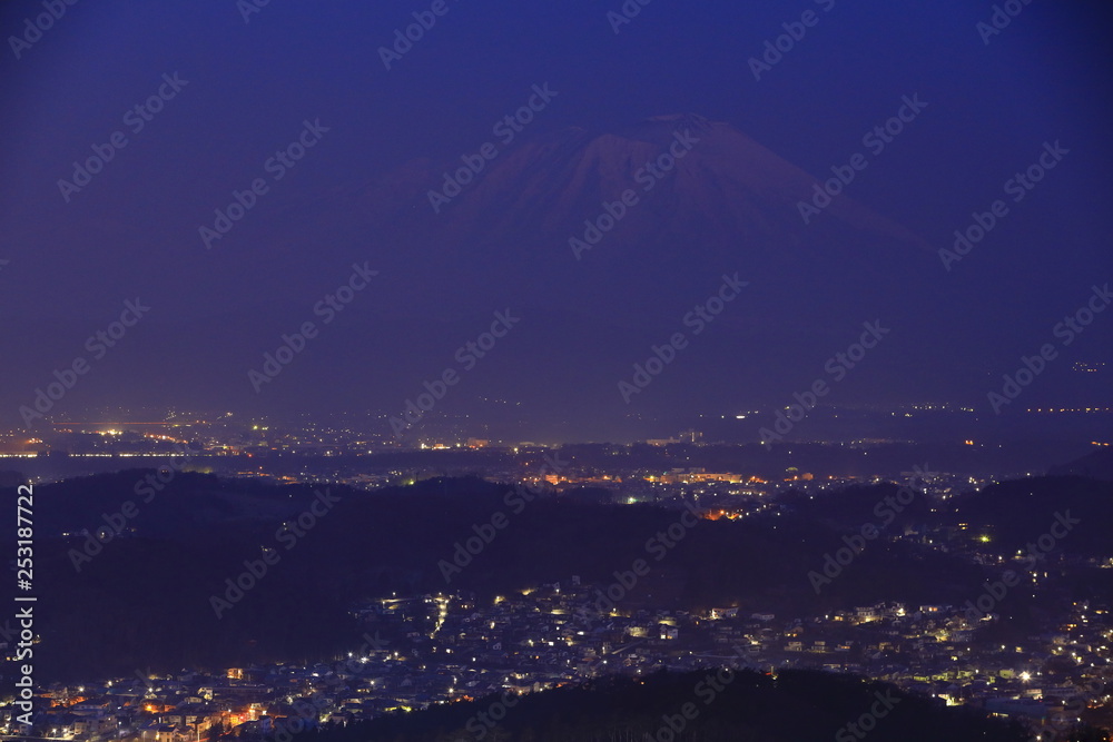 岩手山と夜景