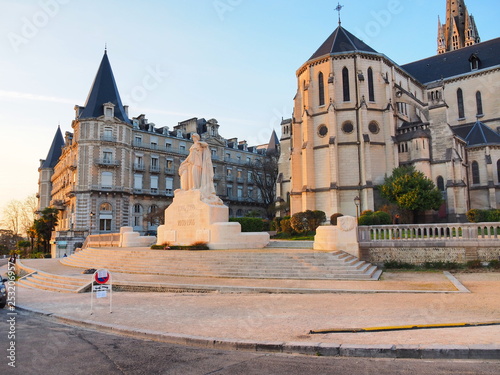 cathédrale de pau, PyrénéesAtlantiques en Nouvelle-Aquitaine, photo