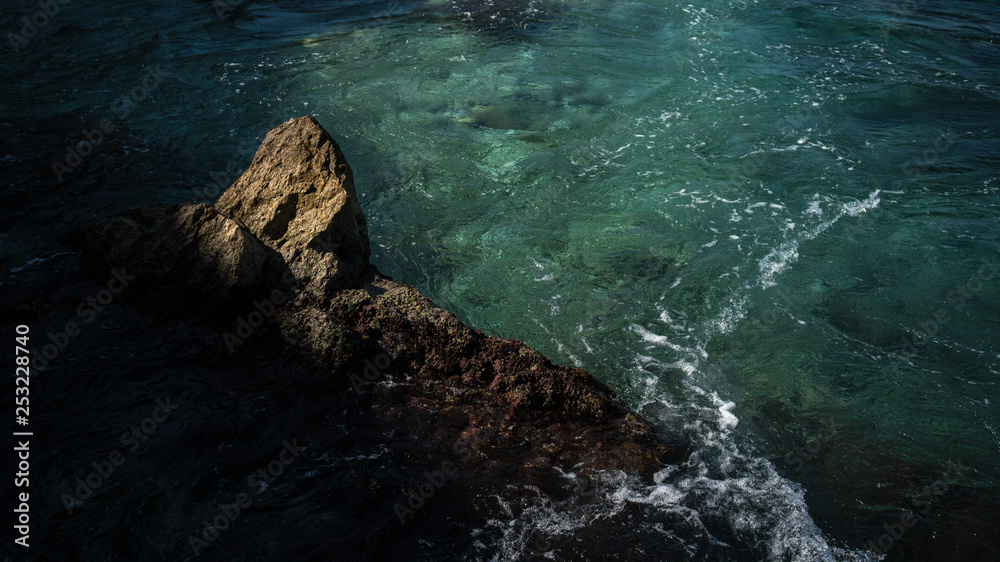 sea and rocks