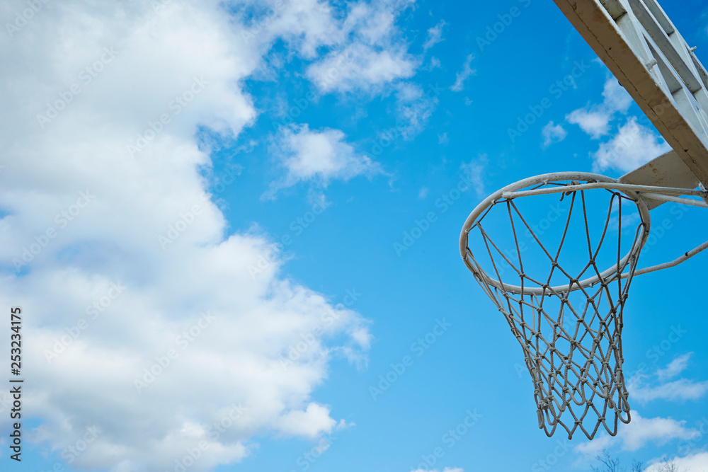 Outdoor basketball ring 