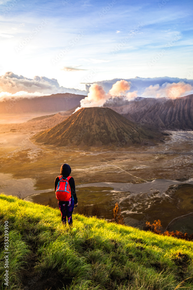 Fototapeta premium Beautiful sunrise from mount bromo viewpoint with shining bright colours