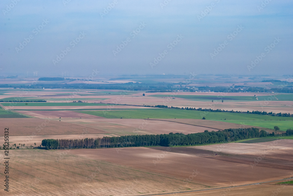 Campagne axonaise proche d'Aulnois-sous-Laon Campagne axonaise proche d'Aulnois-sous-Laon