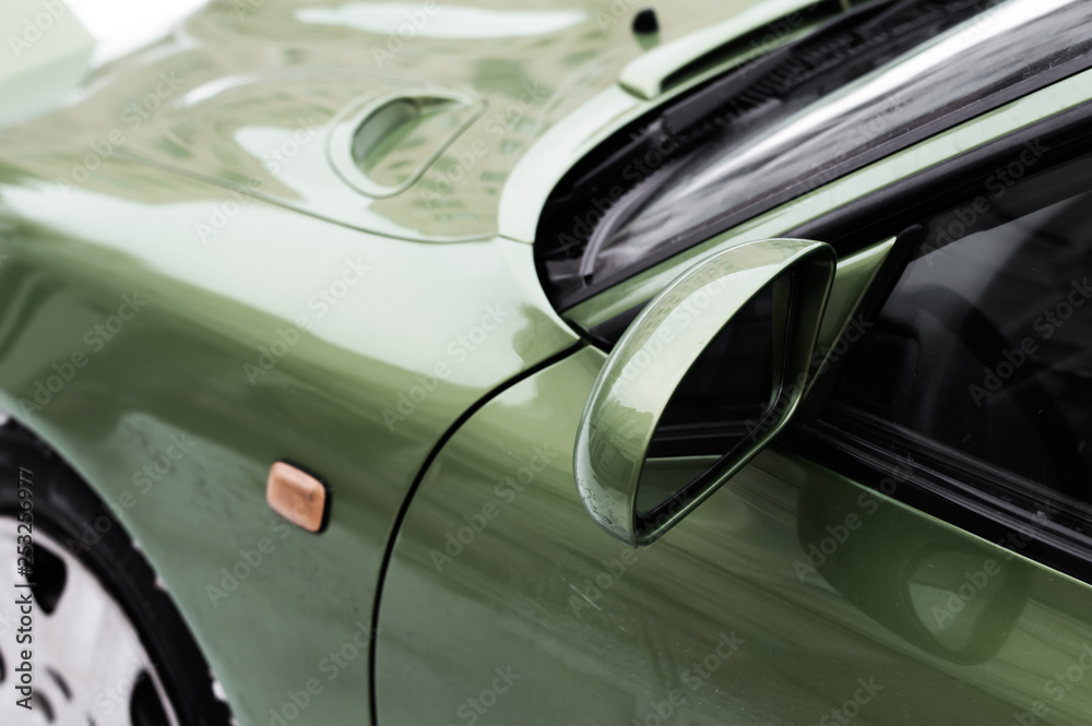 Fototapeta premium green car