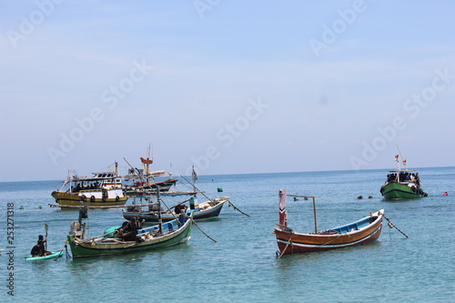 FISHING BOATS IN GILI KETAPANG PORT  PROBOLINGGO  EAST JAVA  INDONESIA