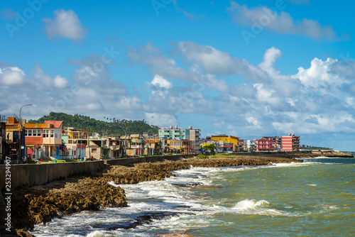 Fényképezés Kuba, Baracoa;  Küste, der Malecon von Baracoa.