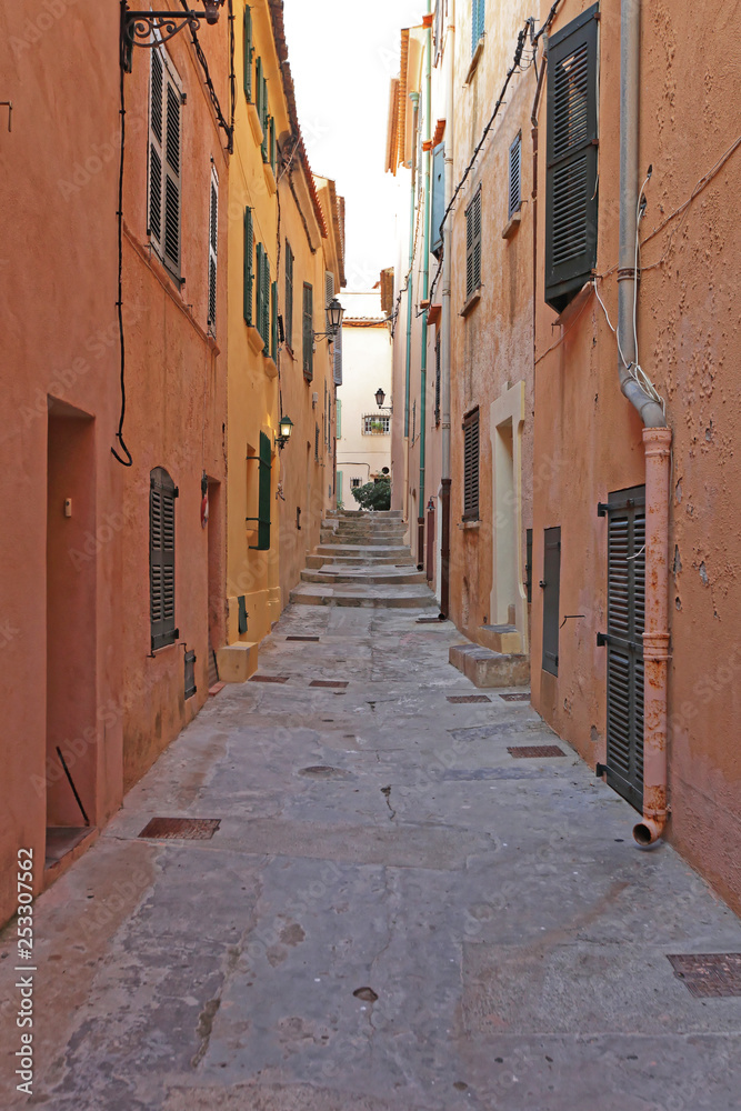 St Tropez Street