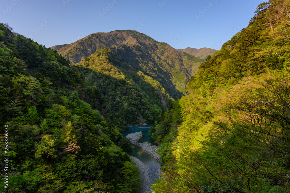 写真素材:寸又峡、静岡県、つり橋、遠景、風景 写真素材:寸又峡、静岡県、つり橋、遠景、風景