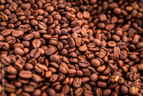 Roasted coffee beans background © sittitap