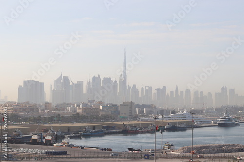 vue panoramique sur Duba   et ses immeubles