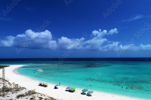Принти на полотні Caribbean sea, Los Roques, Venezuela: vacation on the blue sea and paradisiac beach