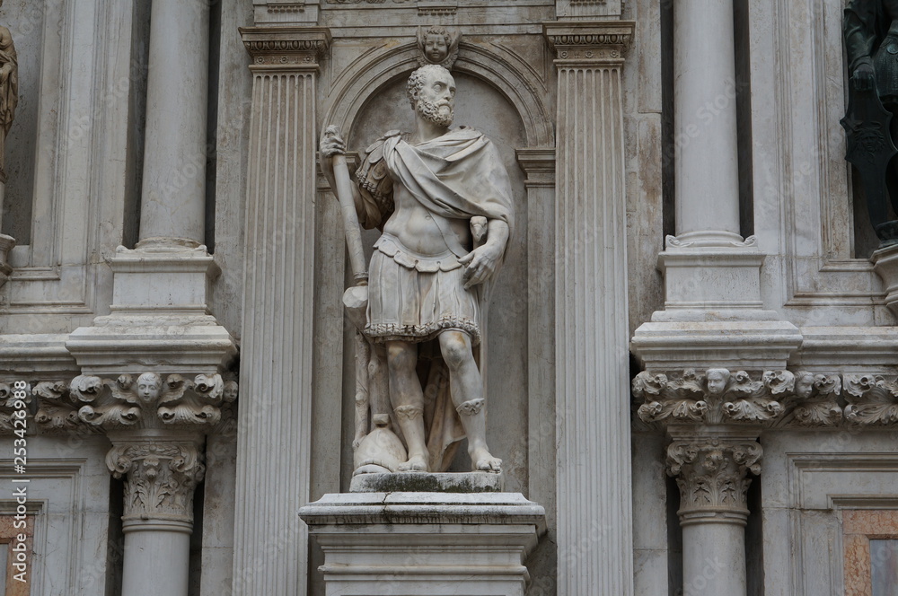 Statue in Ducale Palace