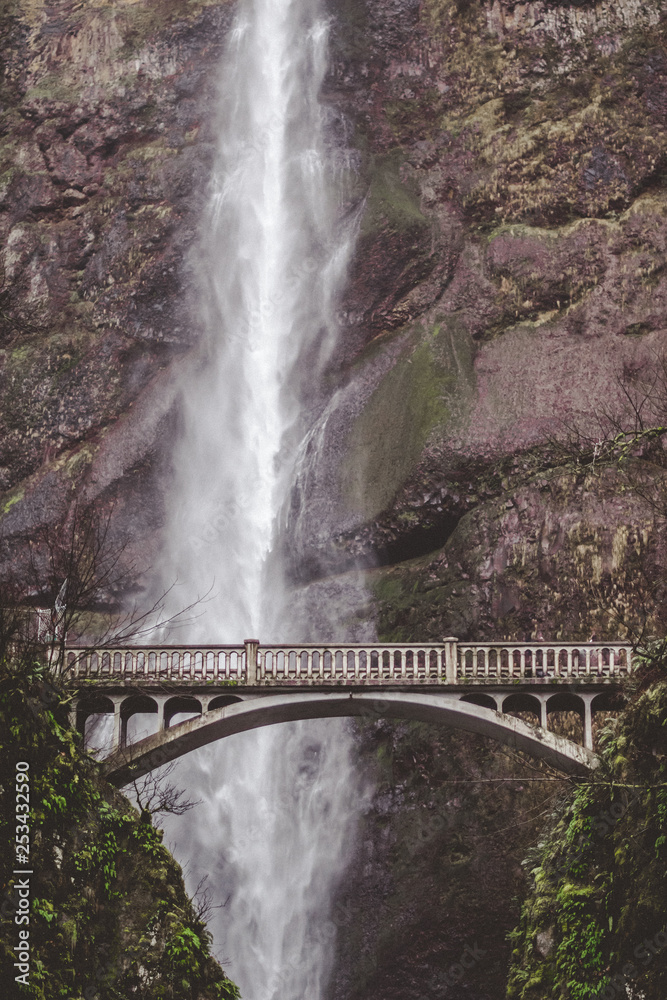 Multnomah Falls Portland Oregon Waterfall Multnomah Falls Portland Oregon Waterfall