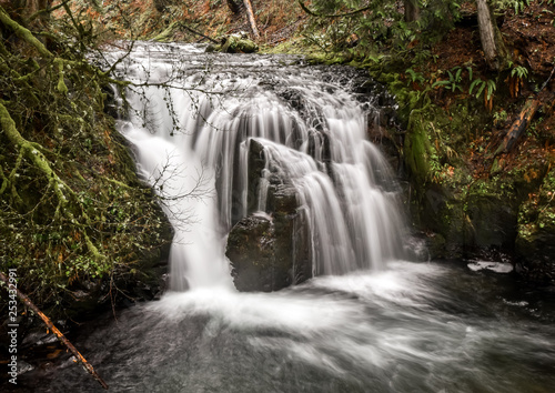 Fototapeta Naklejka Na Ścianę i Meble -  Multnomah Falls Portland Oregon Waterfall