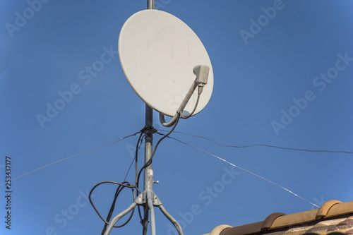 Parabolic Antenna for BS Digital Broadcast