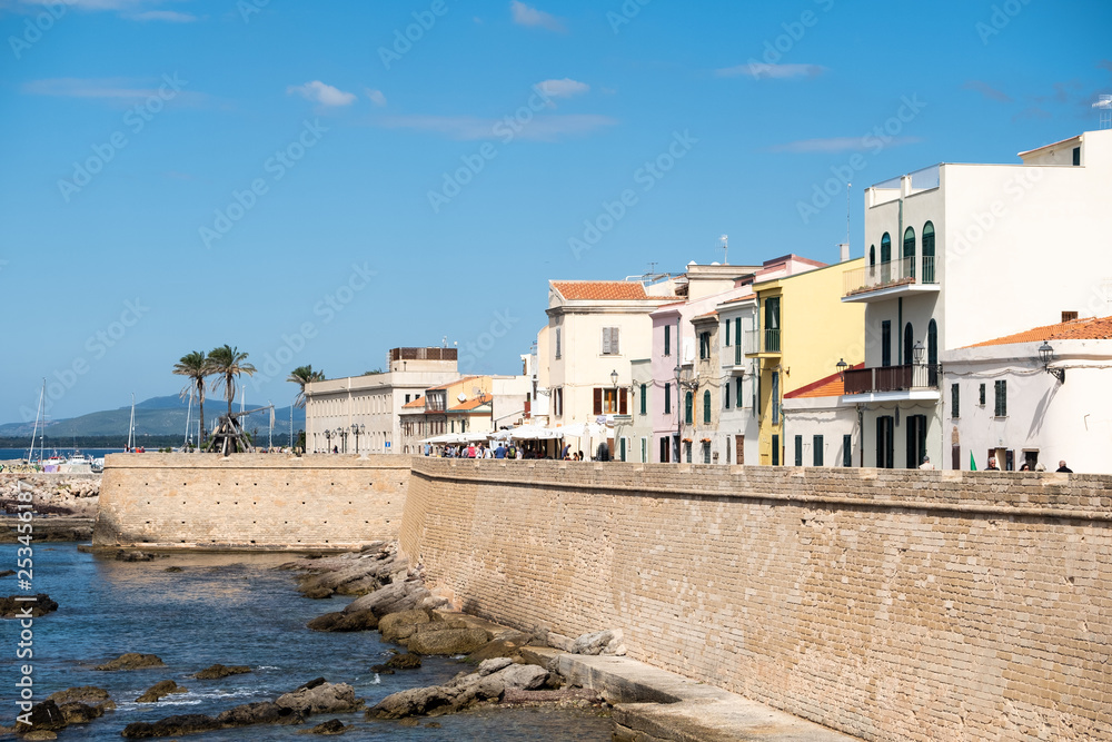 Ortsansicht von Alghero auf Sardinien, Italien Ortsansicht von Alghero auf Sardinien, Italien