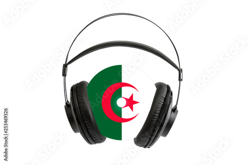 Photo of a headset with a CD with the flag of Algeria