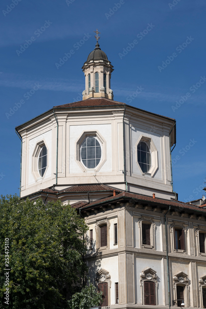 Milan, Santo Stefano church