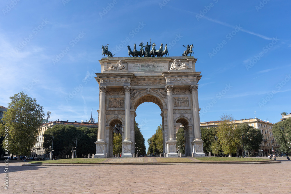 Obraz premium Milan, Italy: Arco della Pace