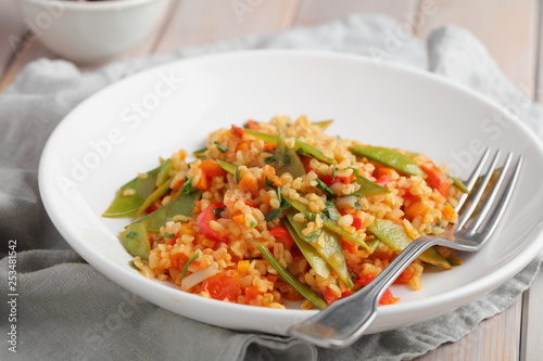 Bulgur Pilaf with Green Beans and red pepper 