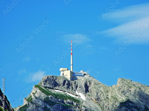 Säntis – das Hotel or Hotel Santis and Säntisgipfel Panorama Restaurant - Cantons Appenzell and St. Gallen, Switzerland photo