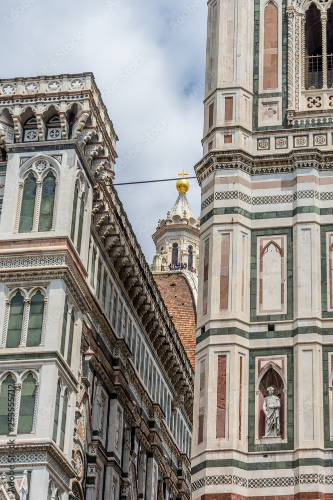 Obraz premium Cathedral Santa Maria del Fiore with magnificent Renaissance dome designed by Filippo Brunelleschi in Florence, Italy