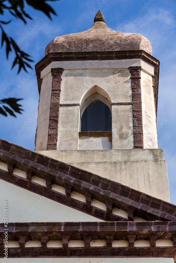 Facciata Esterna della Chiesa di San Giorgio - Tresnuraghes - Nord Sardegna