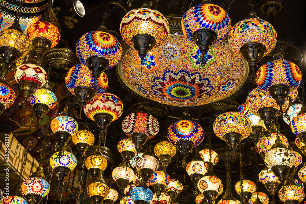 Traditional arabic glass lamps, Dubai, UAE