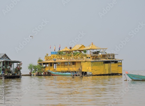 Tonle Sap See schwimmendes Dorf