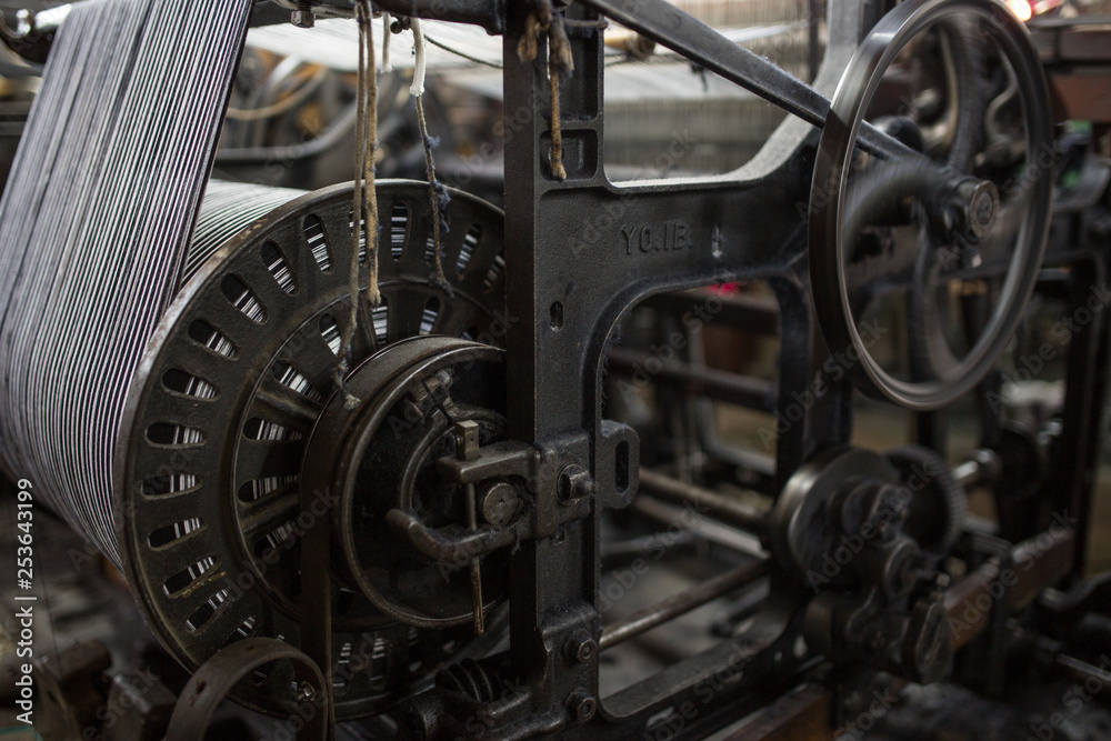 Fototapeta premium 久留米絣の作業風景