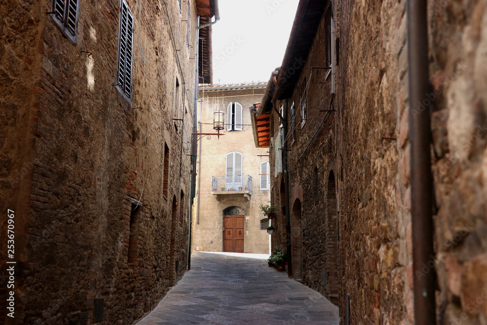 Tuscan street