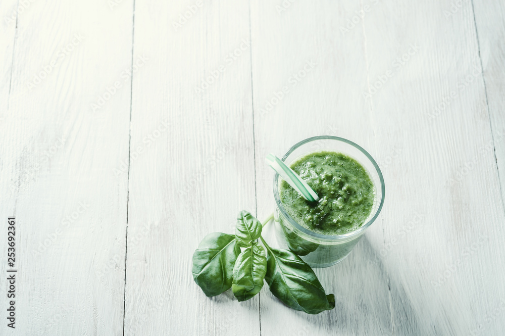 Obraz premium Smoothie from fruit and vegetables