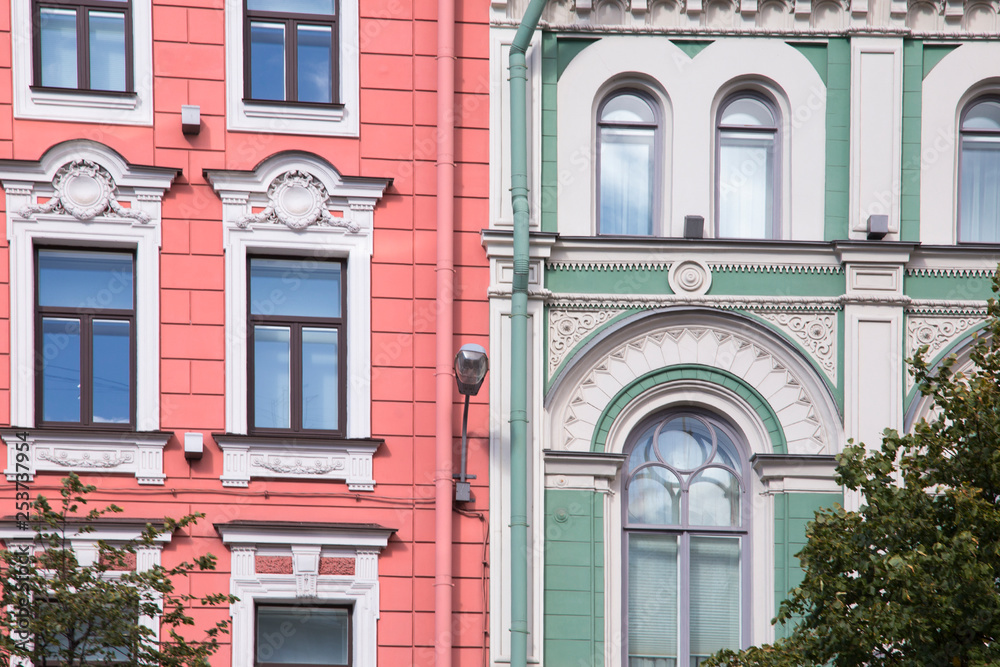 Obraz premium windows and details on an exterior of the building.