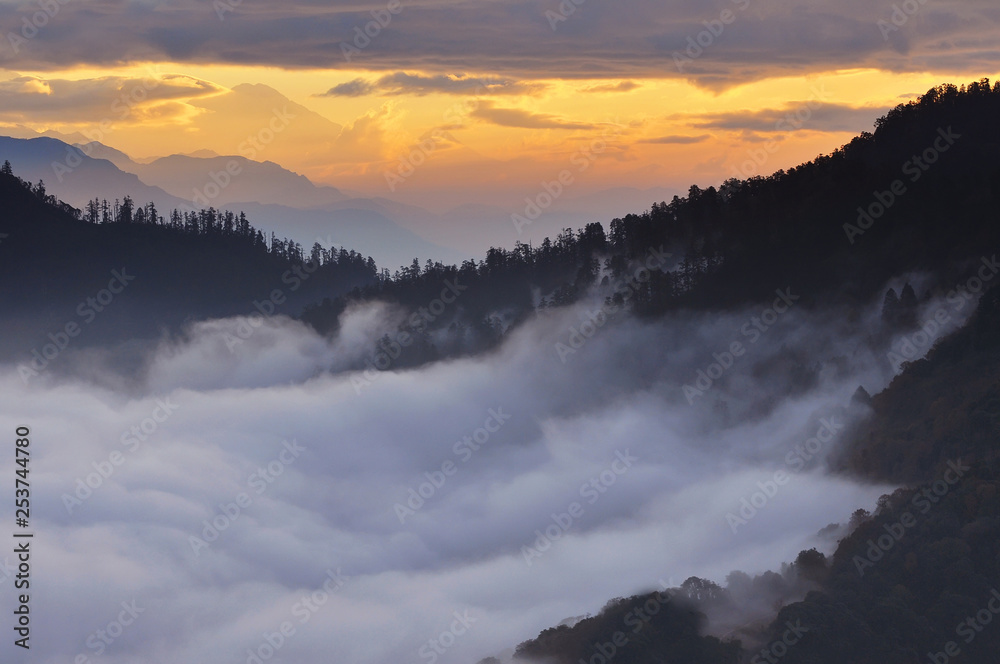 Sunrise view from Poon Hill, Ghorepani Dhaulagiri massif, Himalaya Nepal.